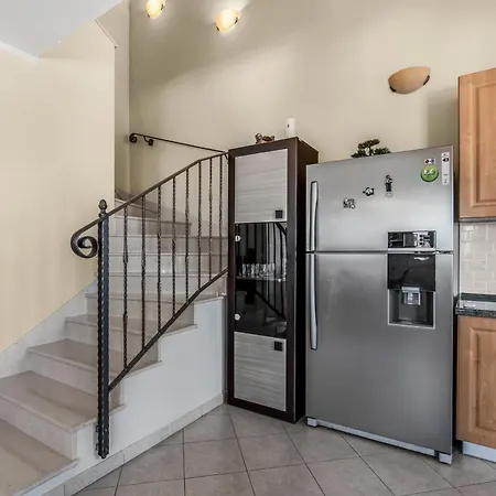 Spacious & Charming 128 M2 With Sea View * Supetar