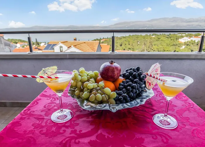 Διαμέρισμα Spacious & Charming 128 M2 With Sea View *