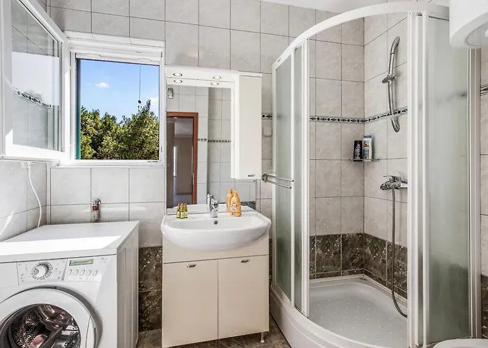 Διαμέρισμα Spacious & Charming 128 M2 With Sea View *